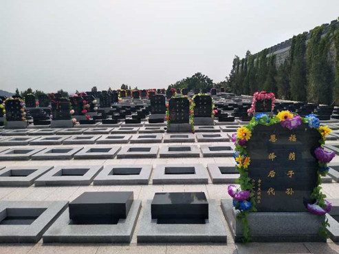 清东陵万佛园实际价格对墓地选